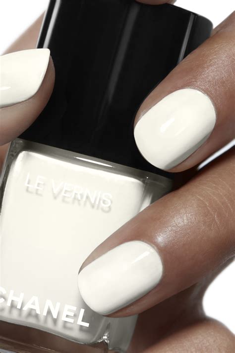 chanel insomniaque|LE VERNIS Nail colour 101 .